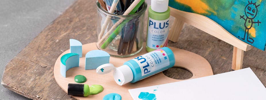 Paints and painting accessories