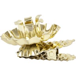 Clip on candle holder