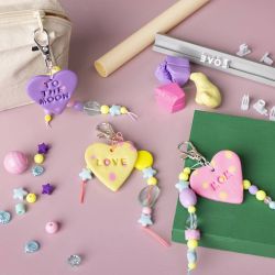 Plastic beads, dia. 5-35 mm, hole size 1-8 mm, ca. 900 pc, assorted colours, 700 ml/ 1 tub