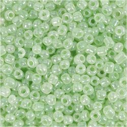 Rocaille Seed Beads, dia. 3 mm, size 8/0, hole size 0,6-1,0 mm, soft green, 25 g/ 1 pack