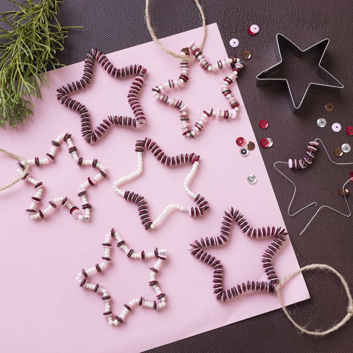 Christmas stars made with wire and sequins