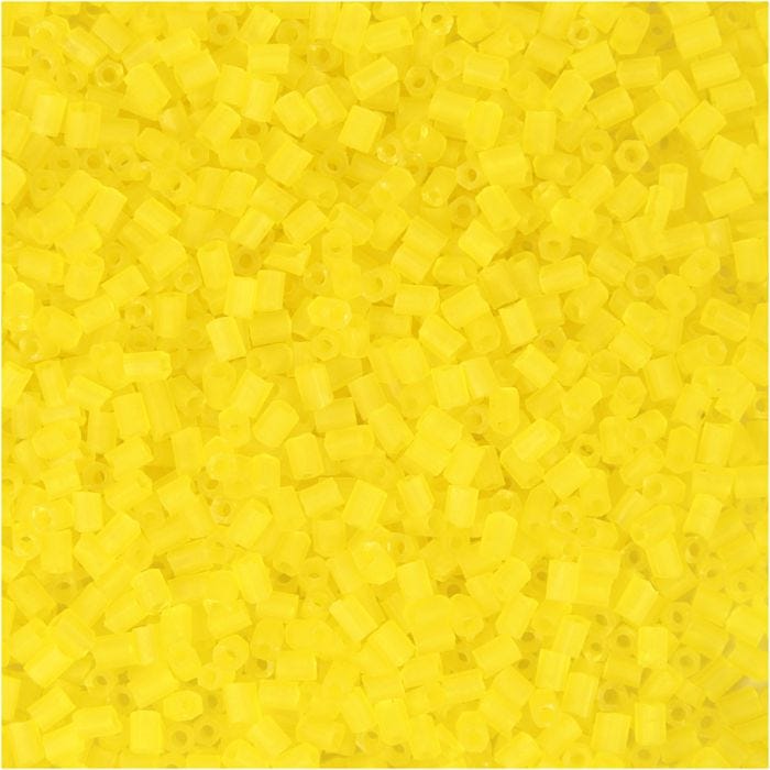 Rocaille Seed Beads 2-cut, dia. 1,7 mm, size 15/0, hole size 0,5 mm, transparent yellow, 25 g/ 1 pack