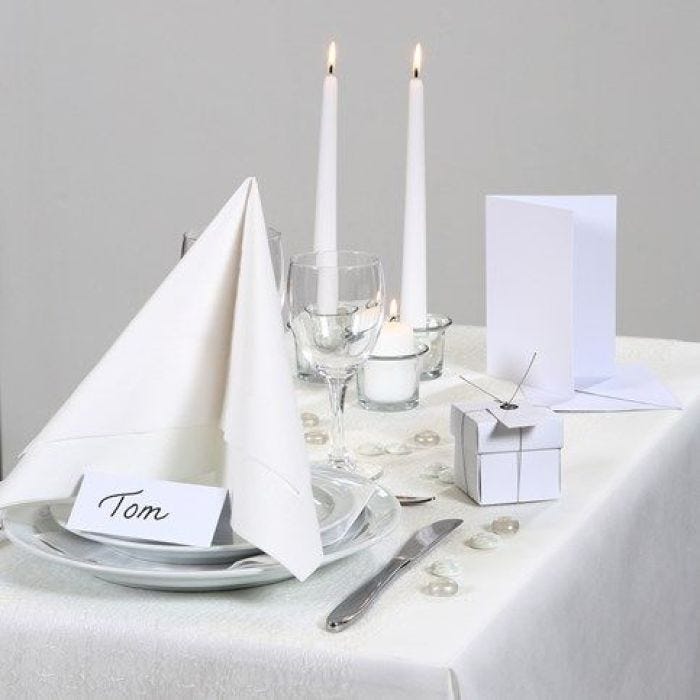 Party Inspiration with white Table Decorations etc.