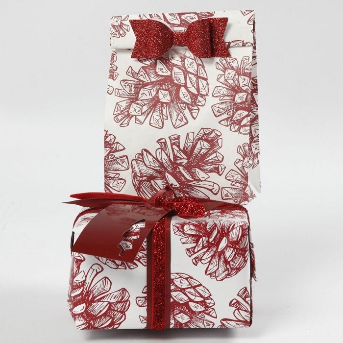 Gift Wrapping with Decorations and Paper from Vivi Gade Design