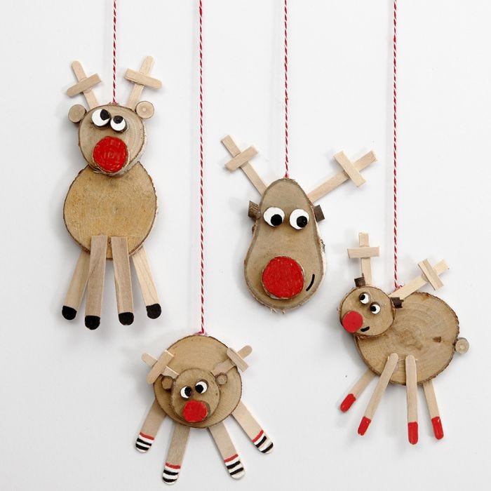 Reindeer made from wooden Discs