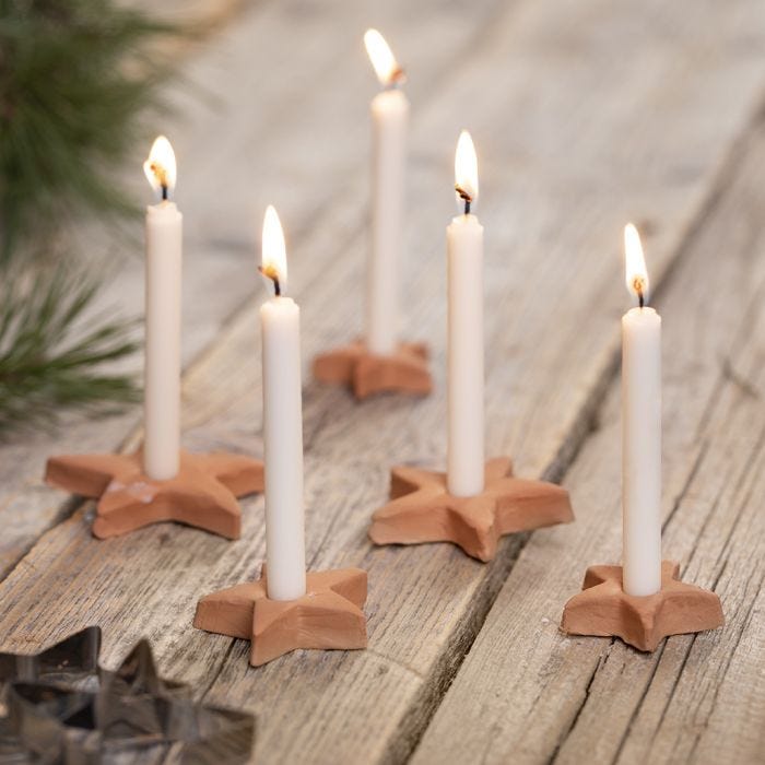 Star-shaped candle holders from self- hardening clay