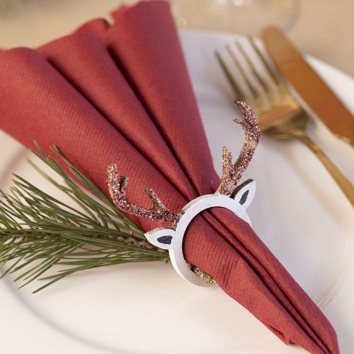 Napkin ring with antlers