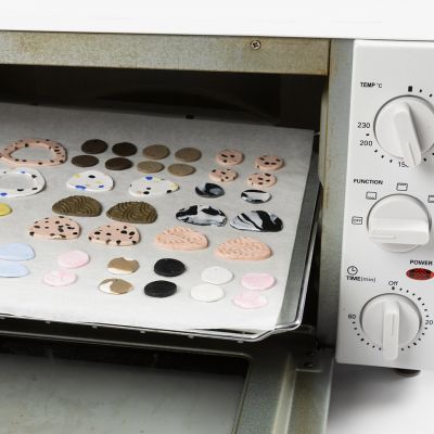 How to bake charms, pendants and beads with fine clay polymer