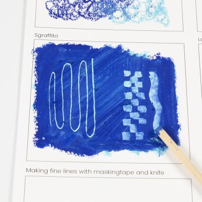 How to create a sgraffito effect with oil pastels