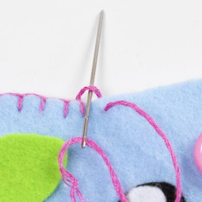 How to sew buttonhole stitches on felt