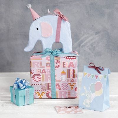 Baby Shower Gift Wrapping with Decorations