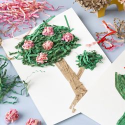 Crinkle Paper, L: 25-30 cm, W: 3 mm, dark green, pink, 2x50 g/ 1 pack