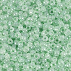 Rocaille seed beads, dia. 3 mm, size 8/0, hole size 0,6-1,0 mm, soft green, 25 g/ 1 pack